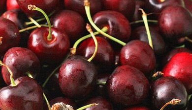 Черешня всё ещё доступна на мелкооптовом рынке